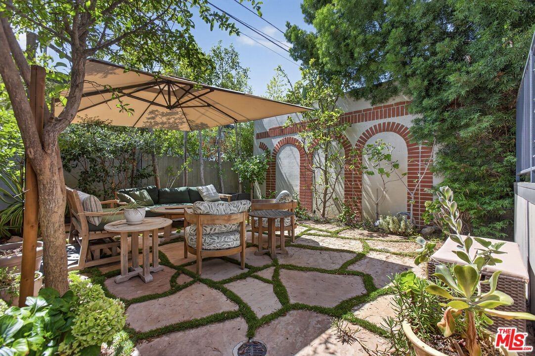 9002 Norma Pl - Photo 4 of 21