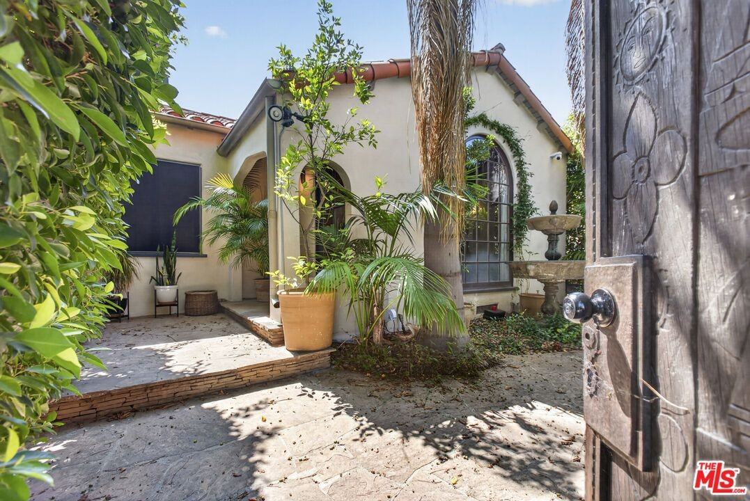9002 Norma Pl - Photo 6 of 21