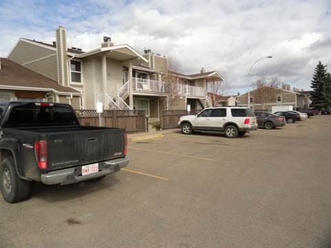 11142 18 Ave NW - Photo 2 of 8