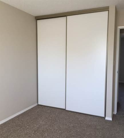 463 Dunluce Rd NW - Photo 2 of 8