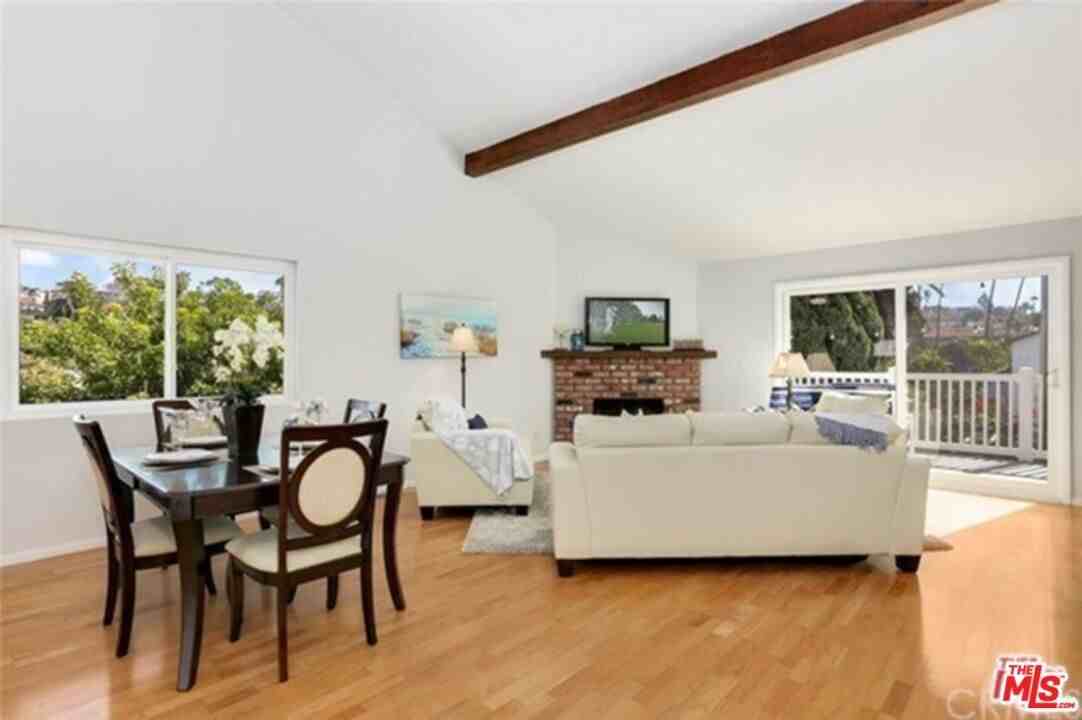 710 N Guadalupe Ave ##6 - Photo 3 of 9