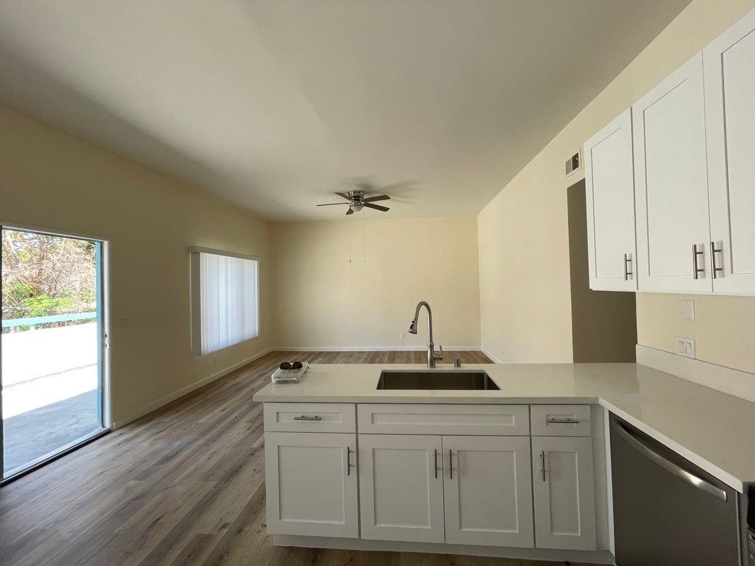 11311 Huston St - Photo 3 of 19