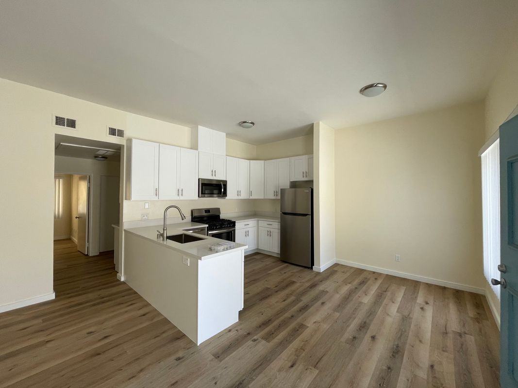 11311 Huston St - Photo 4 of 19
