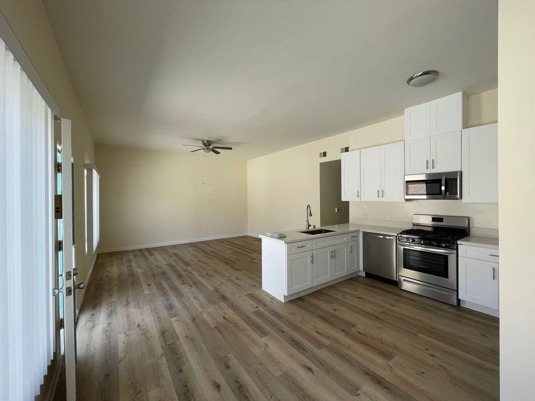 11311 Huston St - Photo 5 of 19
