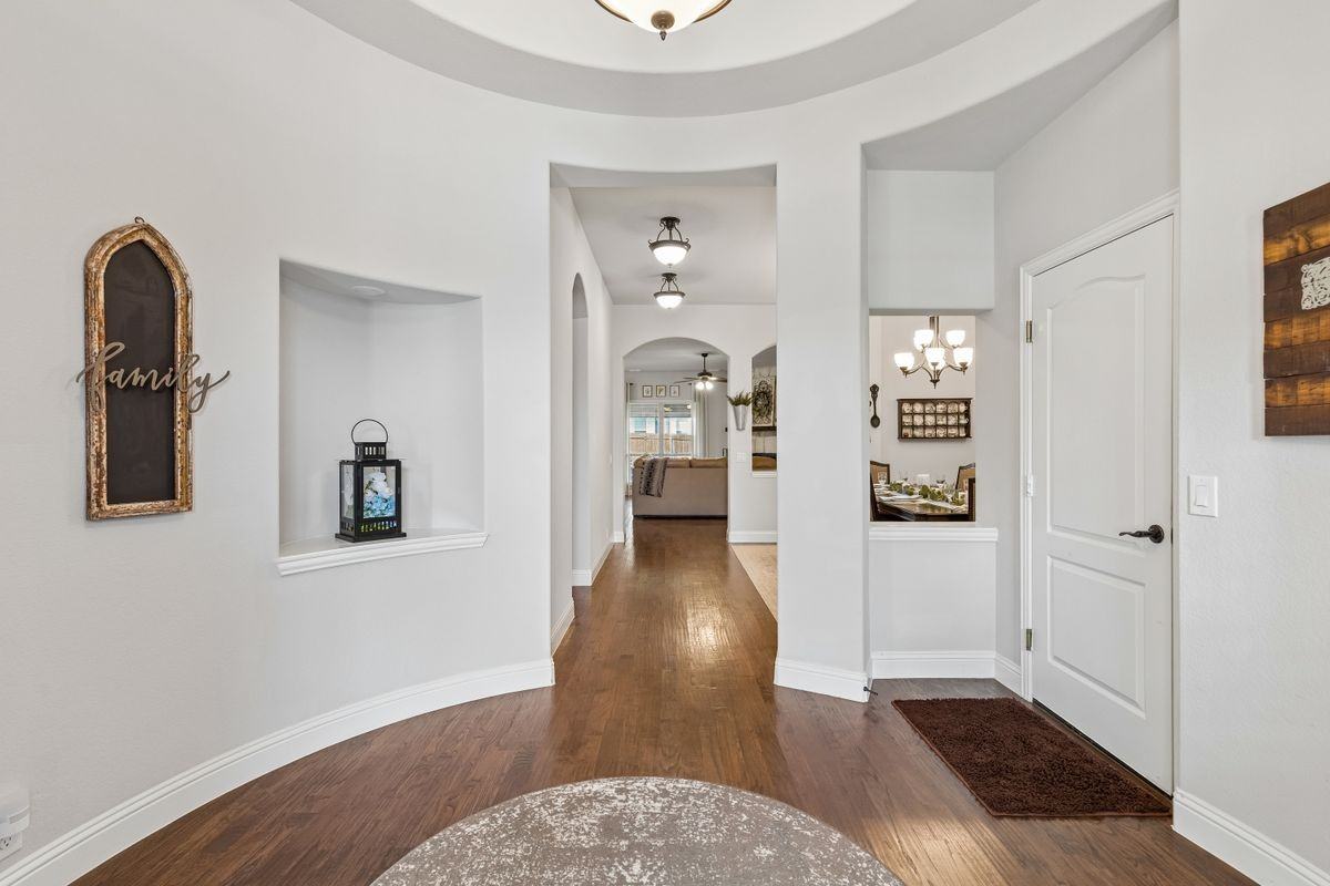 1201 Misty Ridge Dr - Photo 2 of 6