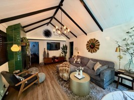 featured image of 14543 Cherry St