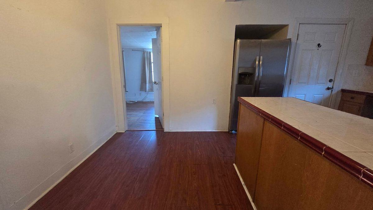723 W Alice Ave - Photo 3 of 16