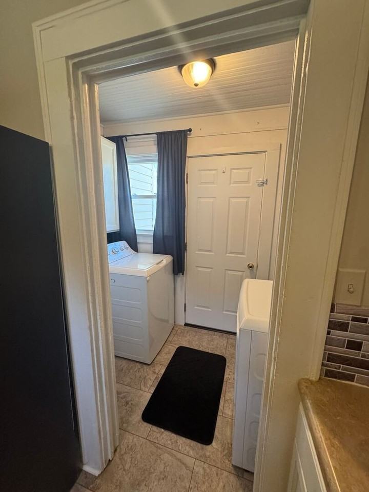 109 Connecticut Ave - Photo 7 of 18