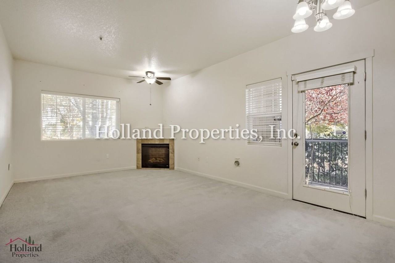 10734 Ne Holly St #108 - Photo 4 of 18