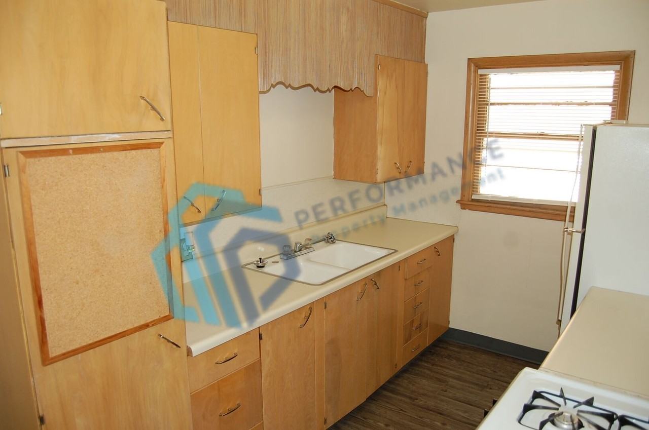 3123 P St #3125 - Photo 3 of 8