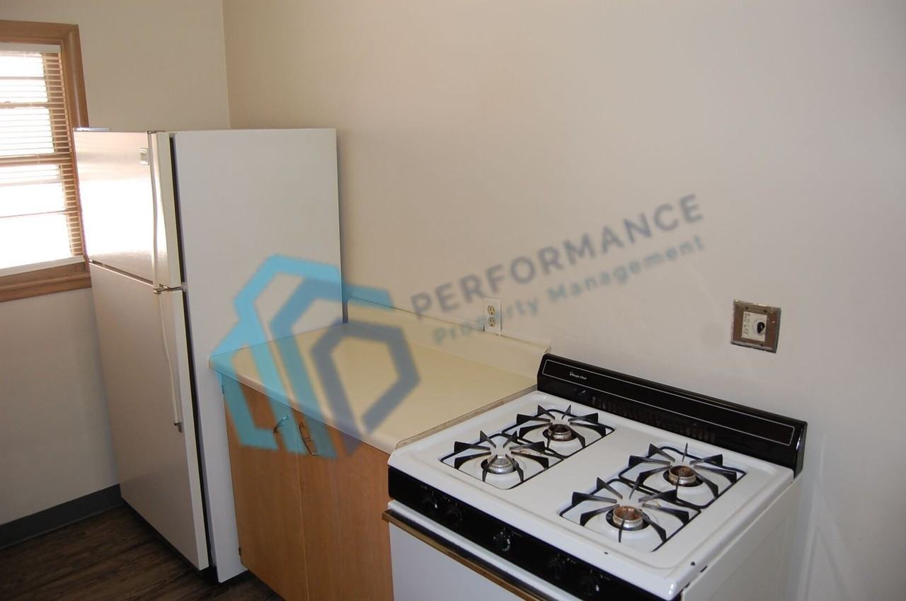 3123 P St #3125 - Photo 4 of 8