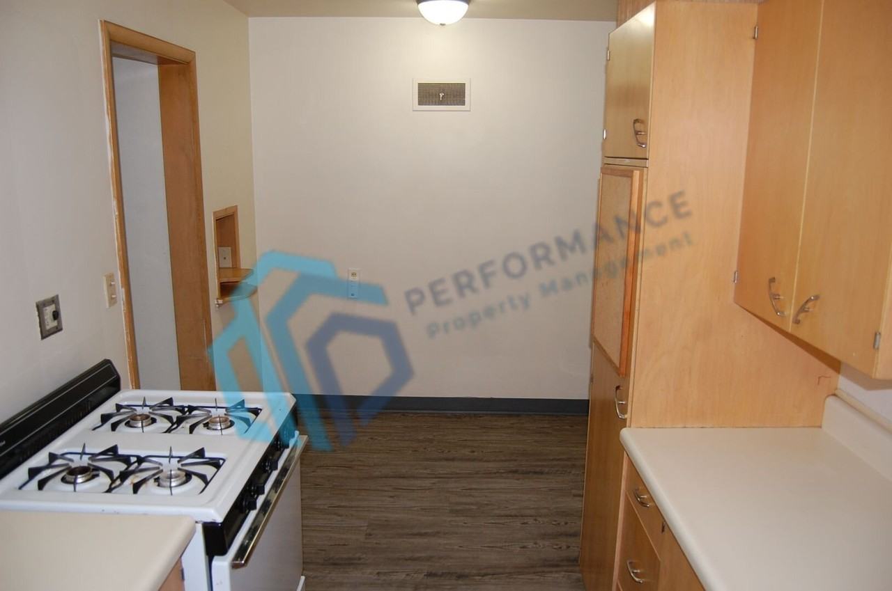 3123 P St #3125 - Photo 5 of 8