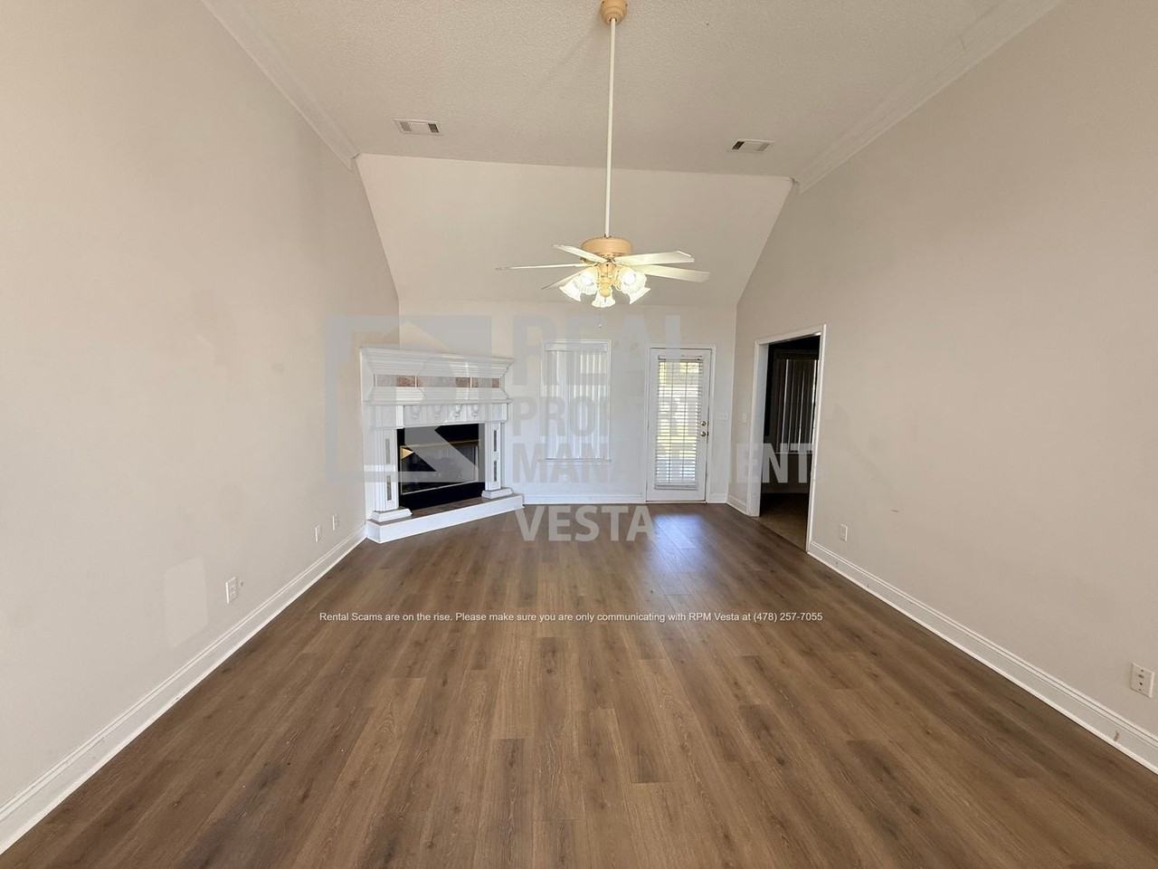 102 Mulligan Ct - Photo 2 of 16