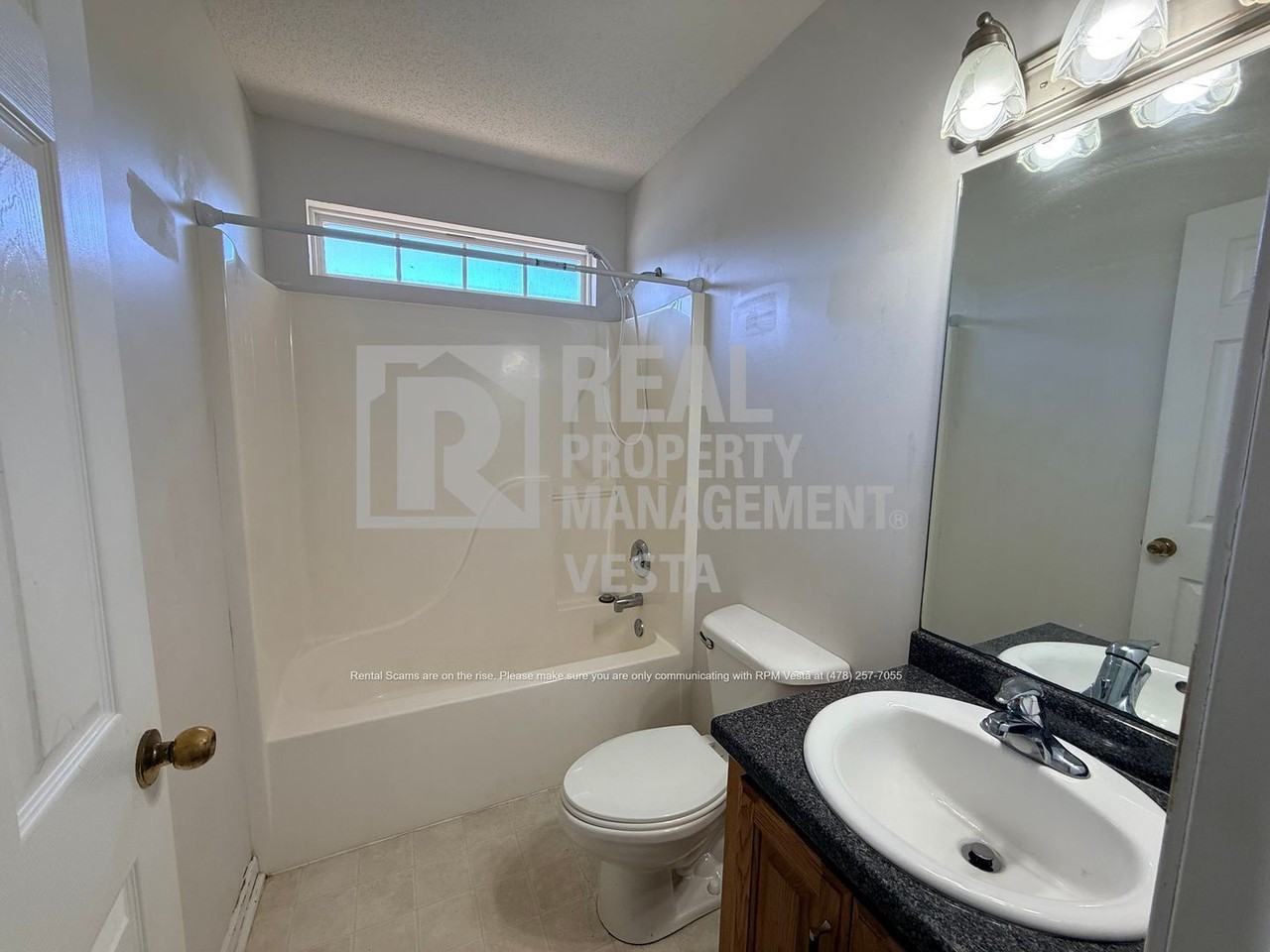 102 Mulligan Ct - Photo 4 of 16