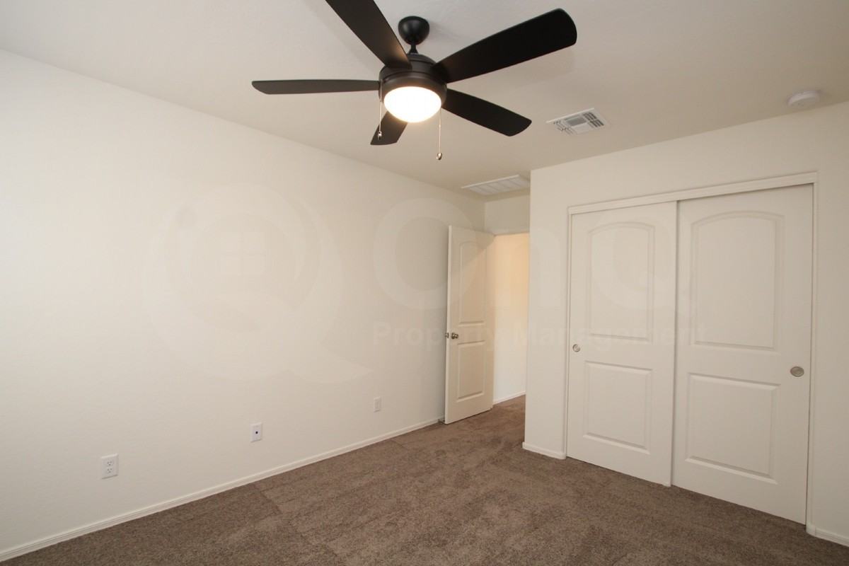 1547 E Desert Breeze Dr - Photo 6 of 19