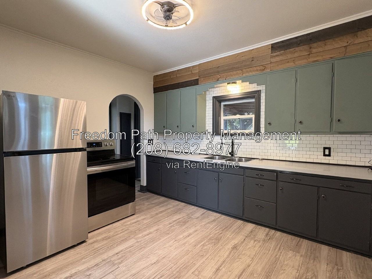 912 N C St - Photo 5 of 26