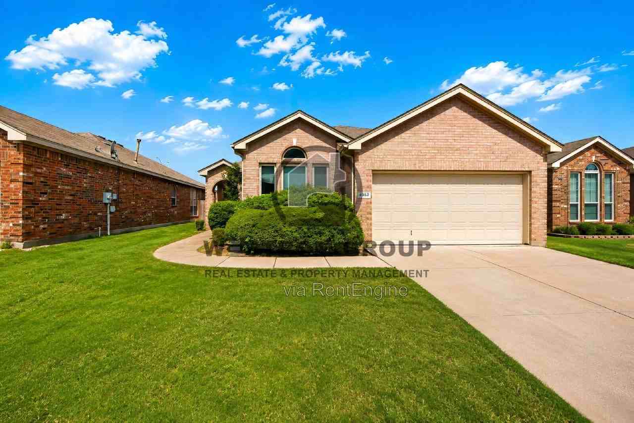 4552 Rush River Trl - Photo 3 of 31