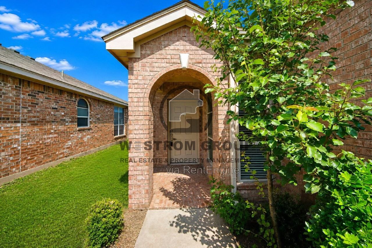 4552 Rush River Trl - Photo 4 of 31
