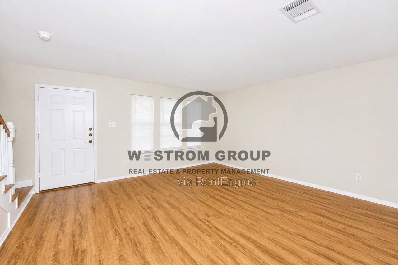 7120 Planters Row Dr - Photo 5 of 30