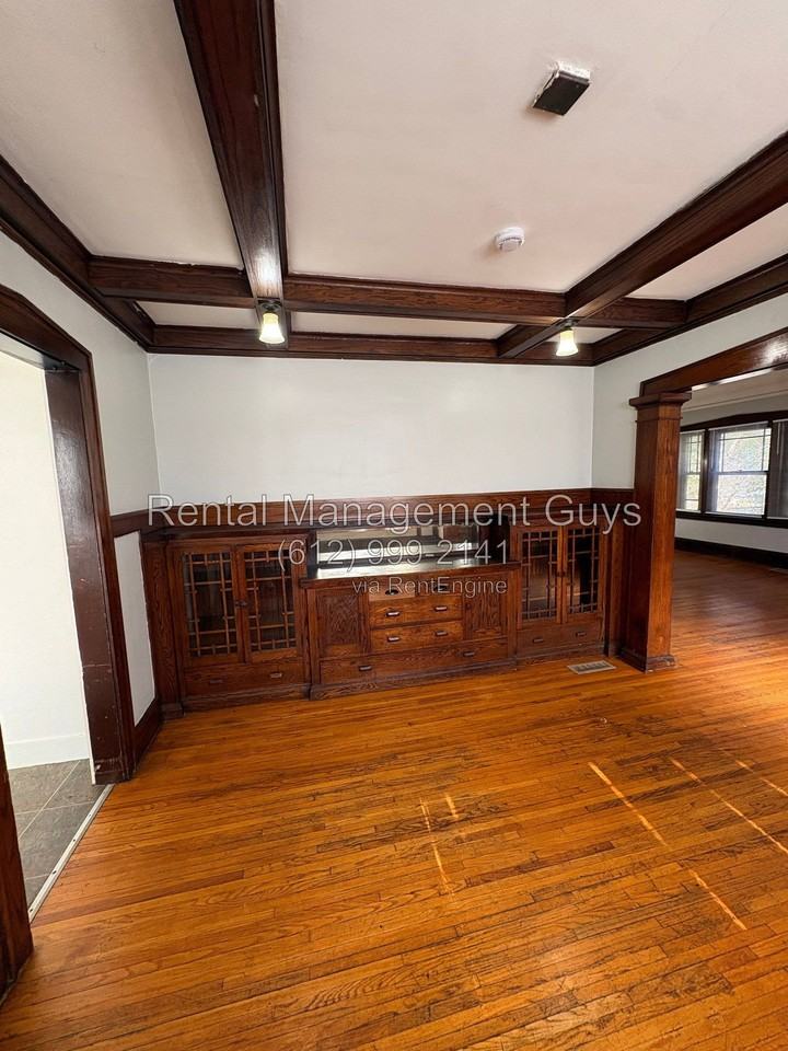 3301 Thomas Ave N #1 - Photo 2 of 17
