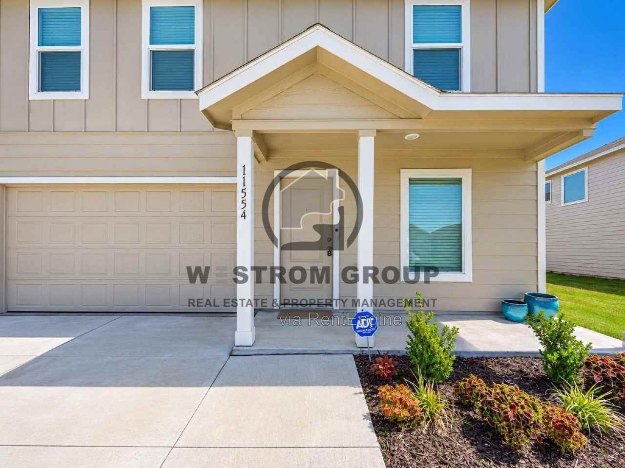 11554 Gammon Ave - Photo 4 of 35