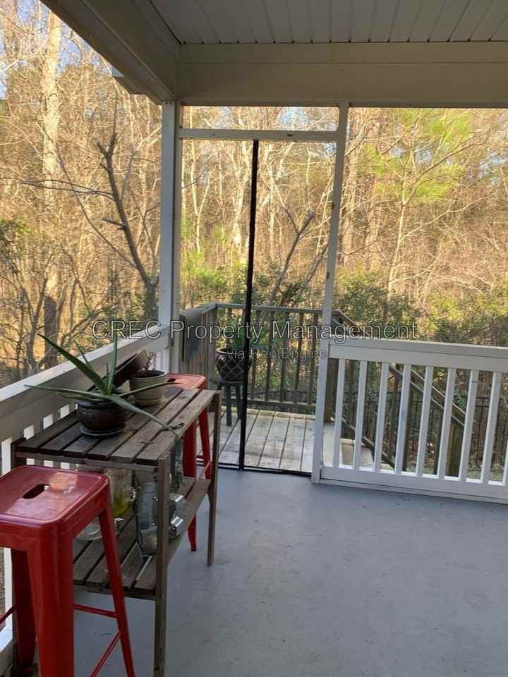 321 Flyway Rd - Photo 5 of 7