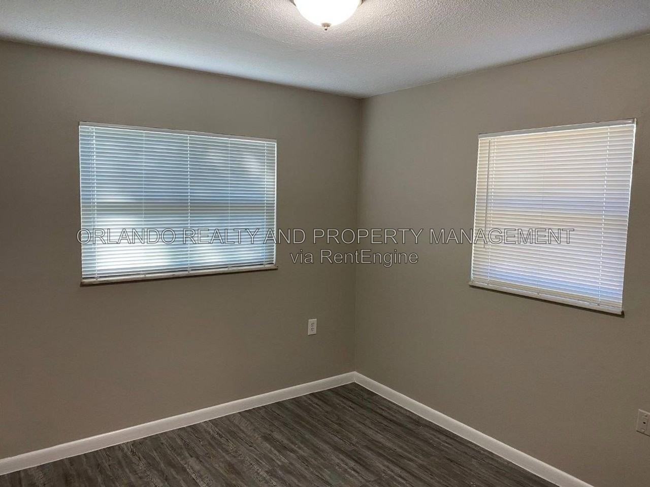 4535 Barley St - Photo 5 of 13