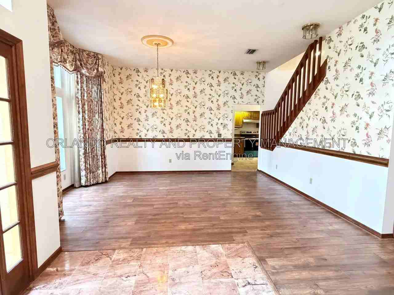 124 Estates Cir - Photo 5 of 40