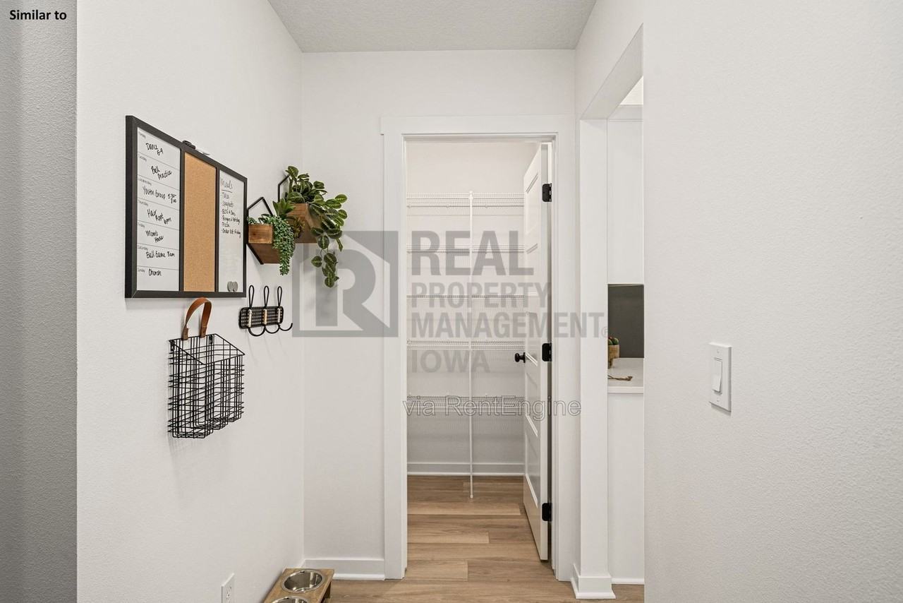 1326 East 29th Street - Photo 6 of 18