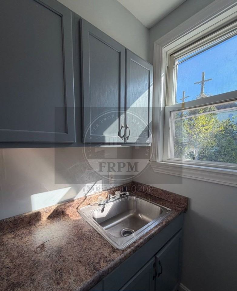 38 Bullard St #1 - Photo 4 of 19