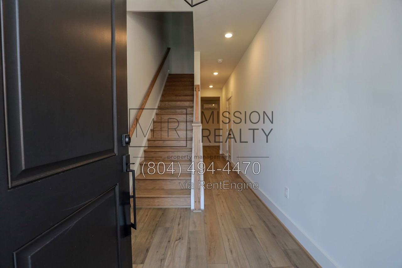 12469 Gaytoncrest Ln - Photo 6 of 35