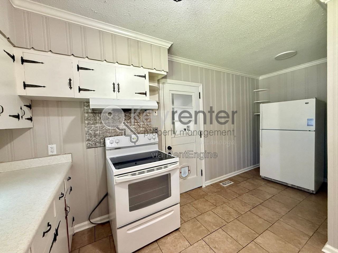 5922 Portview Cir - Photo 7 of 19