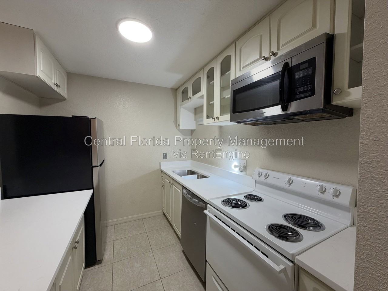 2542 Oak Park Way #101-1 - Photo 6 of 17