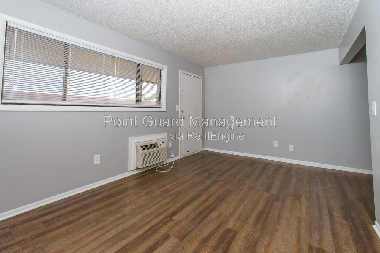 2626 W 9th St N #214 - Photo 4 of 6