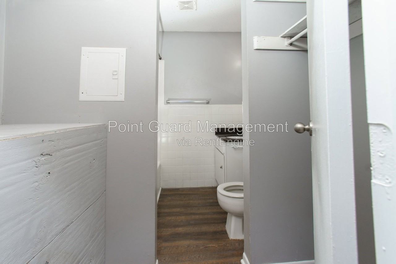 2626 W 9th St N #214 - Photo 5 of 6