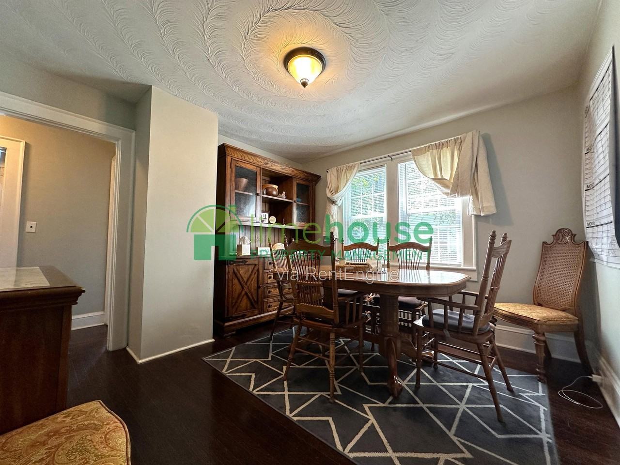 8973 Saint George Ave - Photo 6 of 20