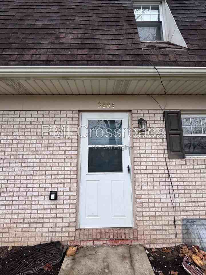 2803 Kipling Ave Nw - Photo 2 of 16
