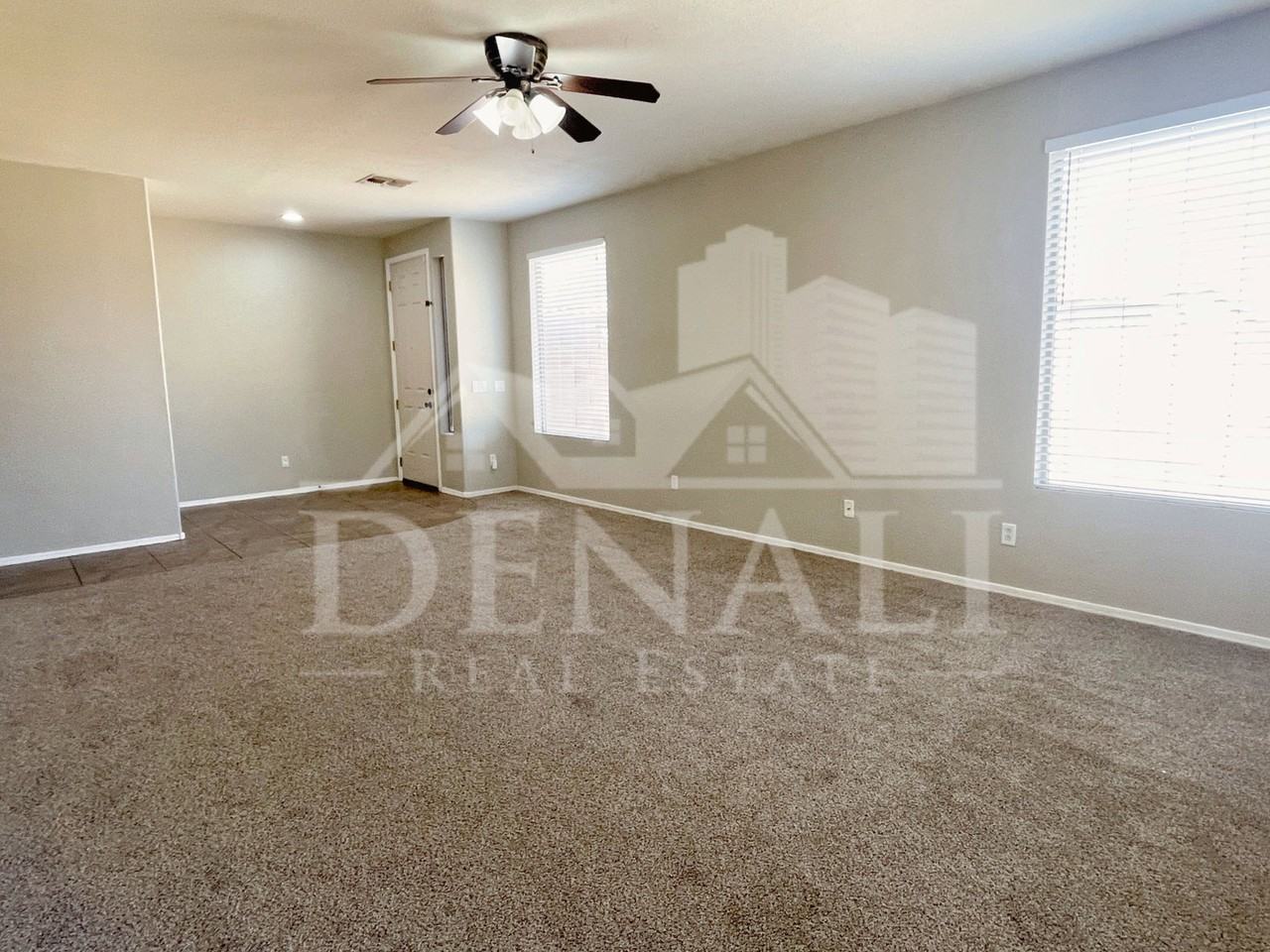 9449 W Potter Dr - Photo 4 of 26