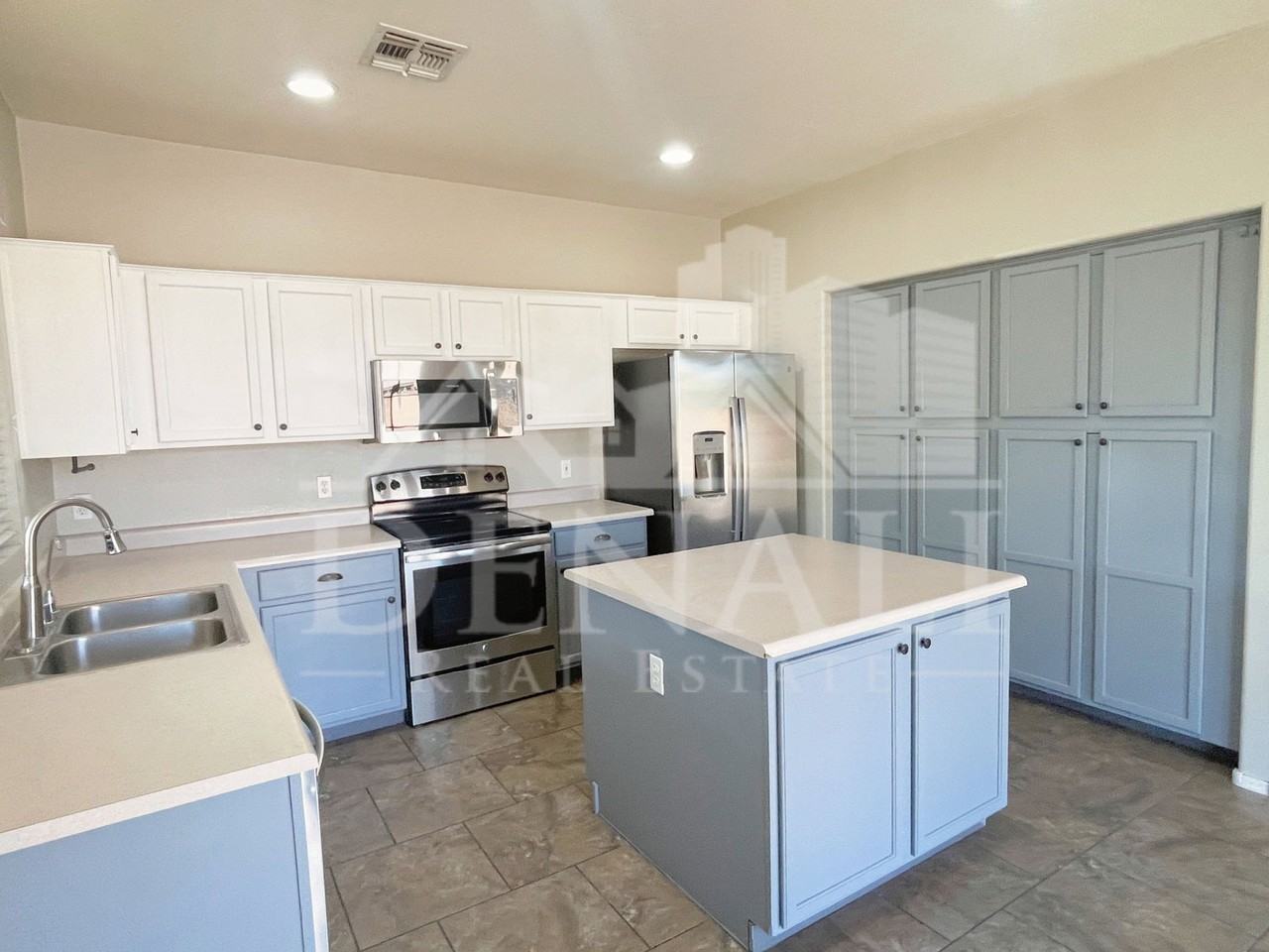 9449 W Potter Dr - Photo 7 of 26