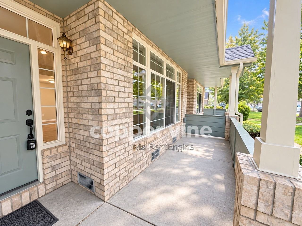 1137 W 112th Ave #C - Photo 3 of 24