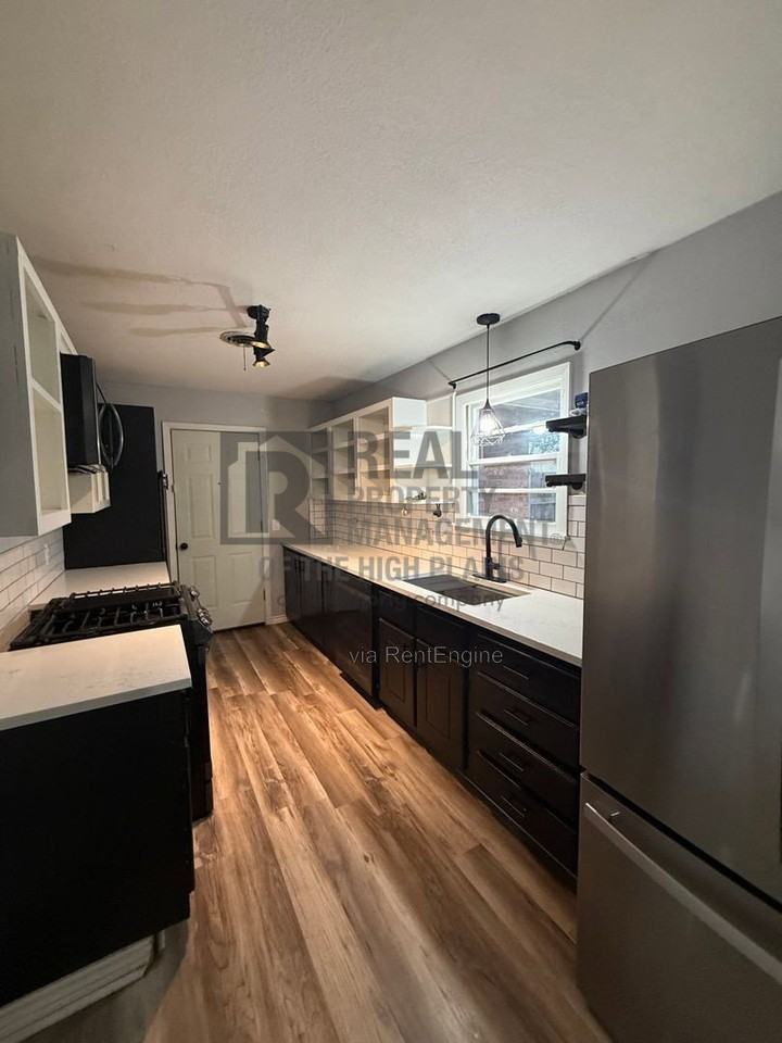4206 Sw 38th Ave - Photo 4 of 11