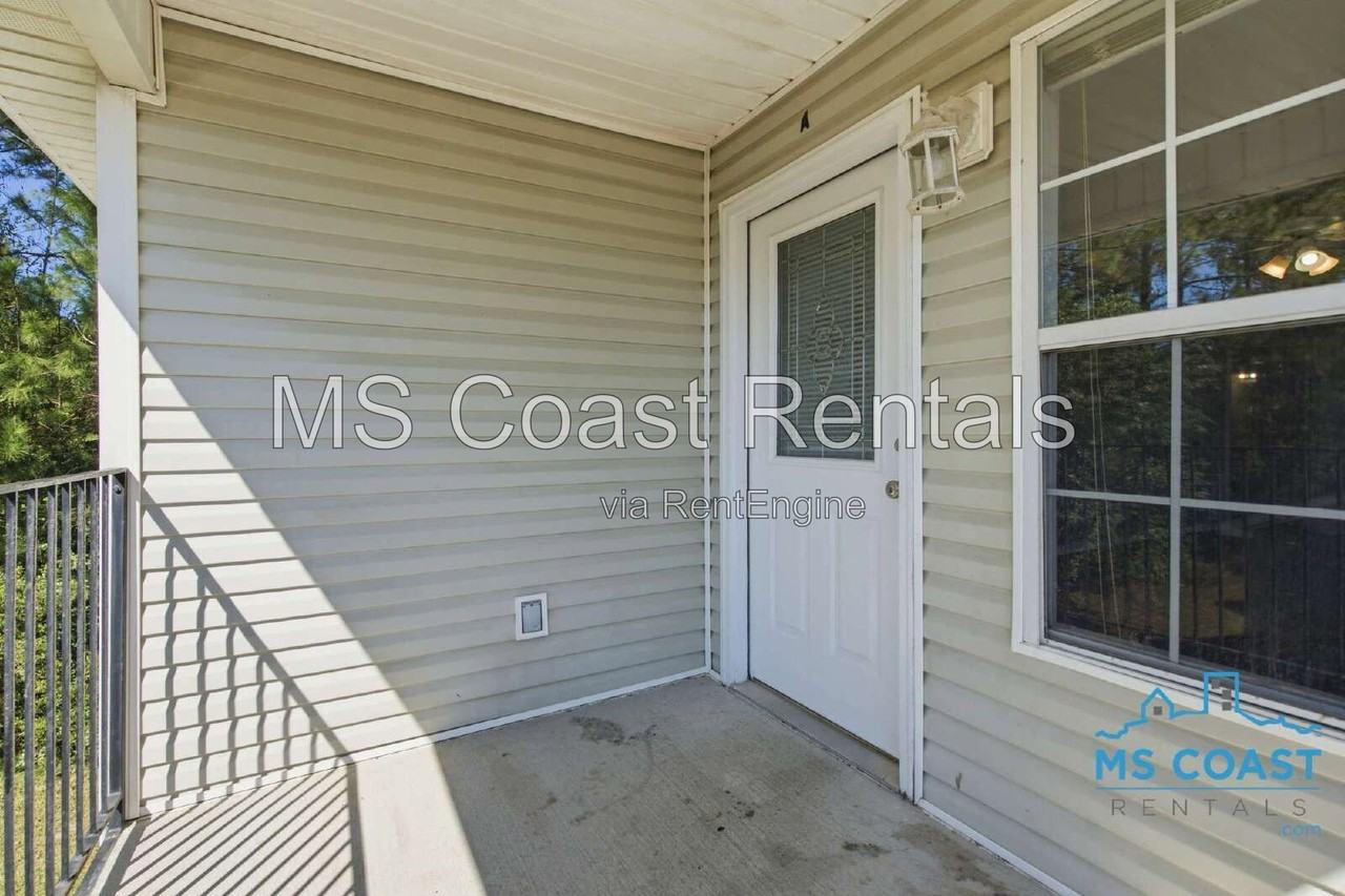 15135 Deer Creek Dr #A - Photo 3 of 20