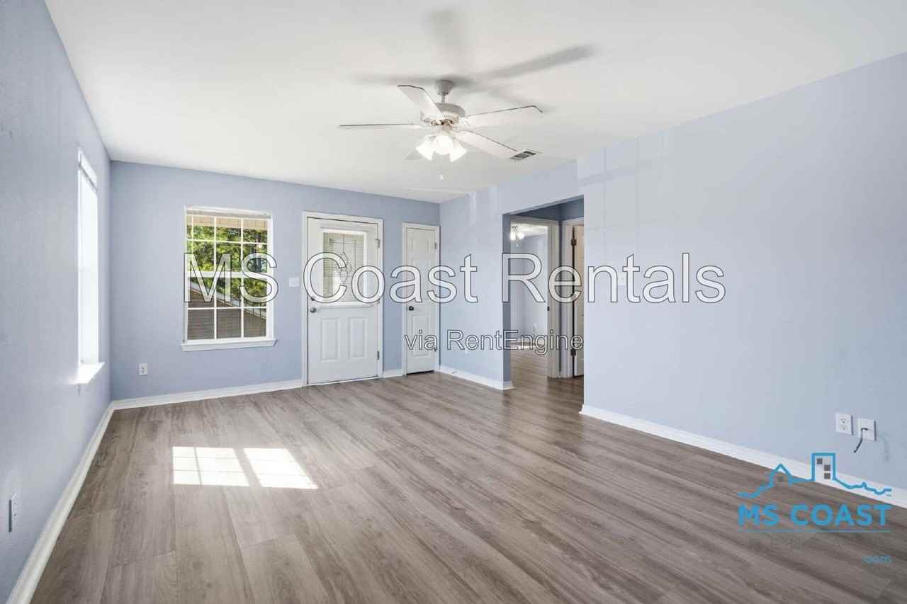 15135 Deer Creek Dr #A - Photo 4 of 20