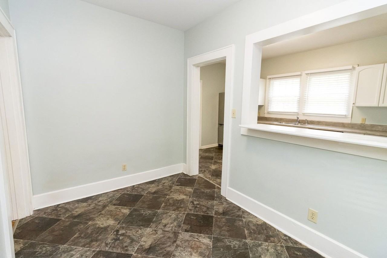 612 Druid Ln #1 - Photo 5 of 16