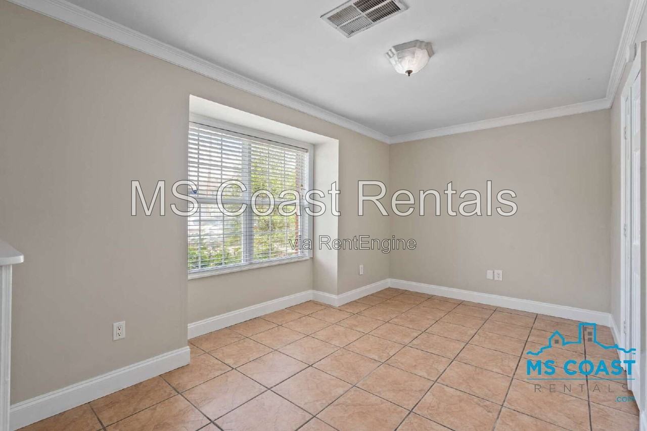 387 Debuys Rd - Photo 4 of 27