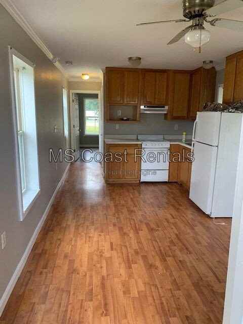 8400 W Oaklawn Rd #61 - Photo 2 of 9