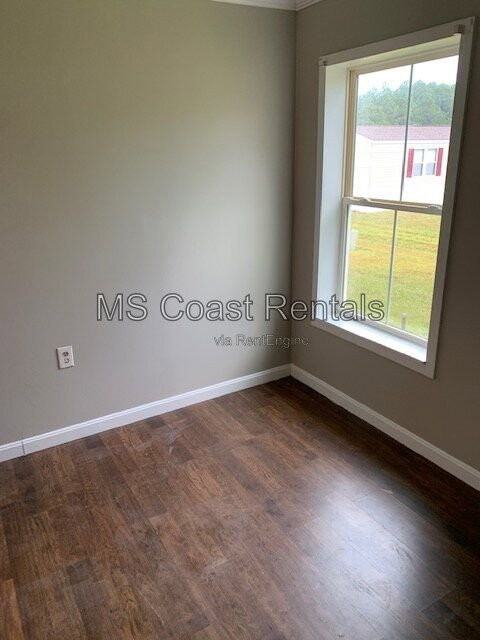 8400 W Oaklawn Rd #61 - Photo 6 of 9
