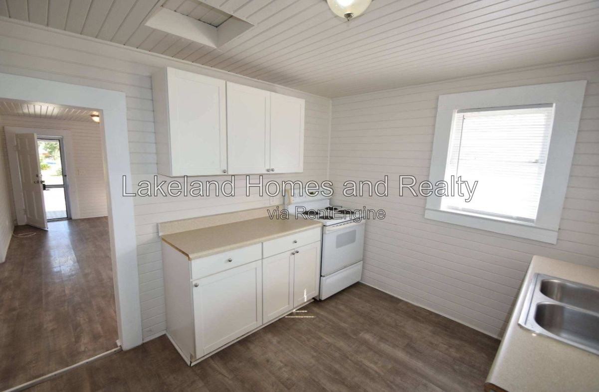1135 Polk St - Photo 6 of 16