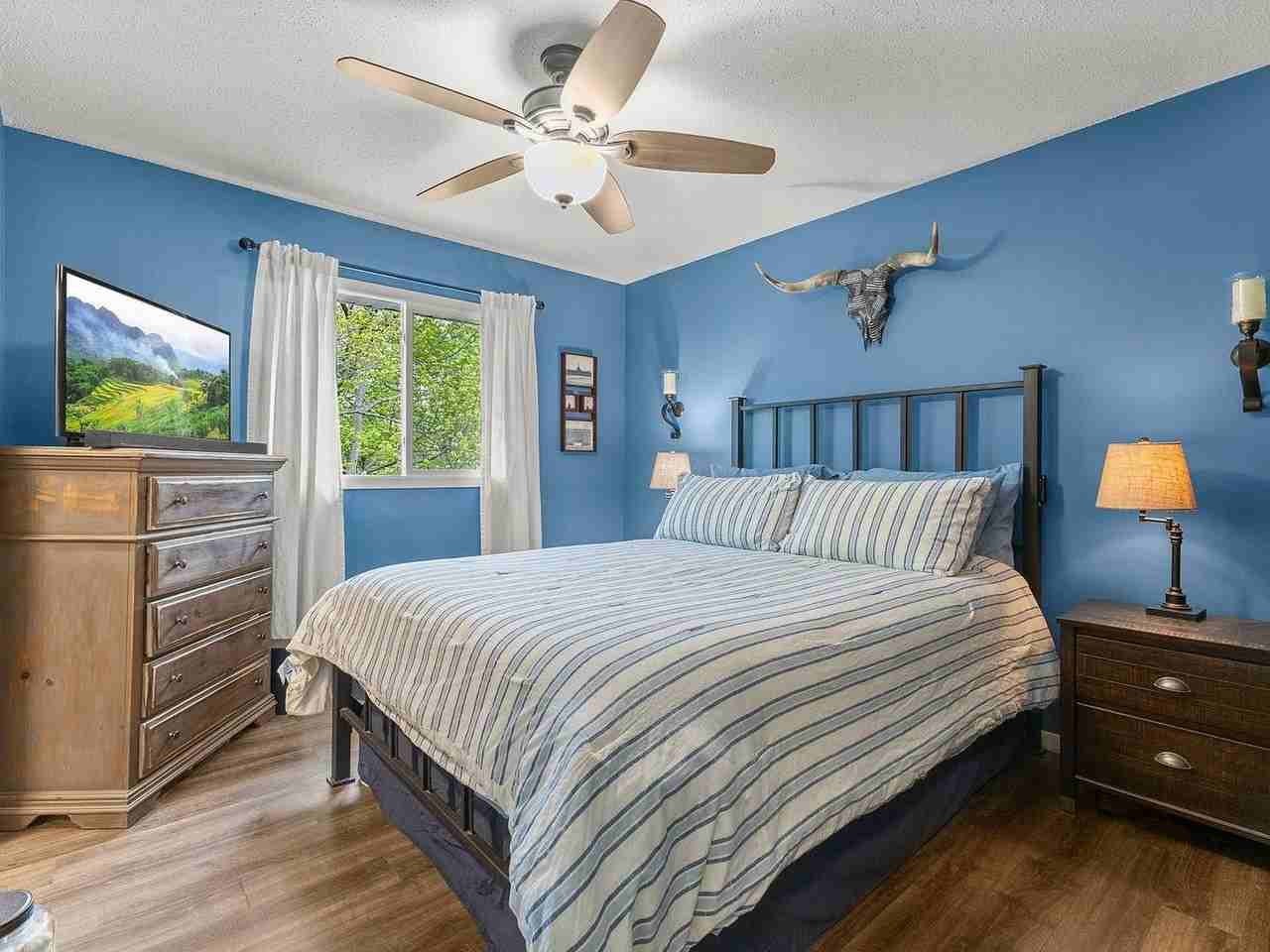 7501 82nd Ave N - Photo 4 of 27