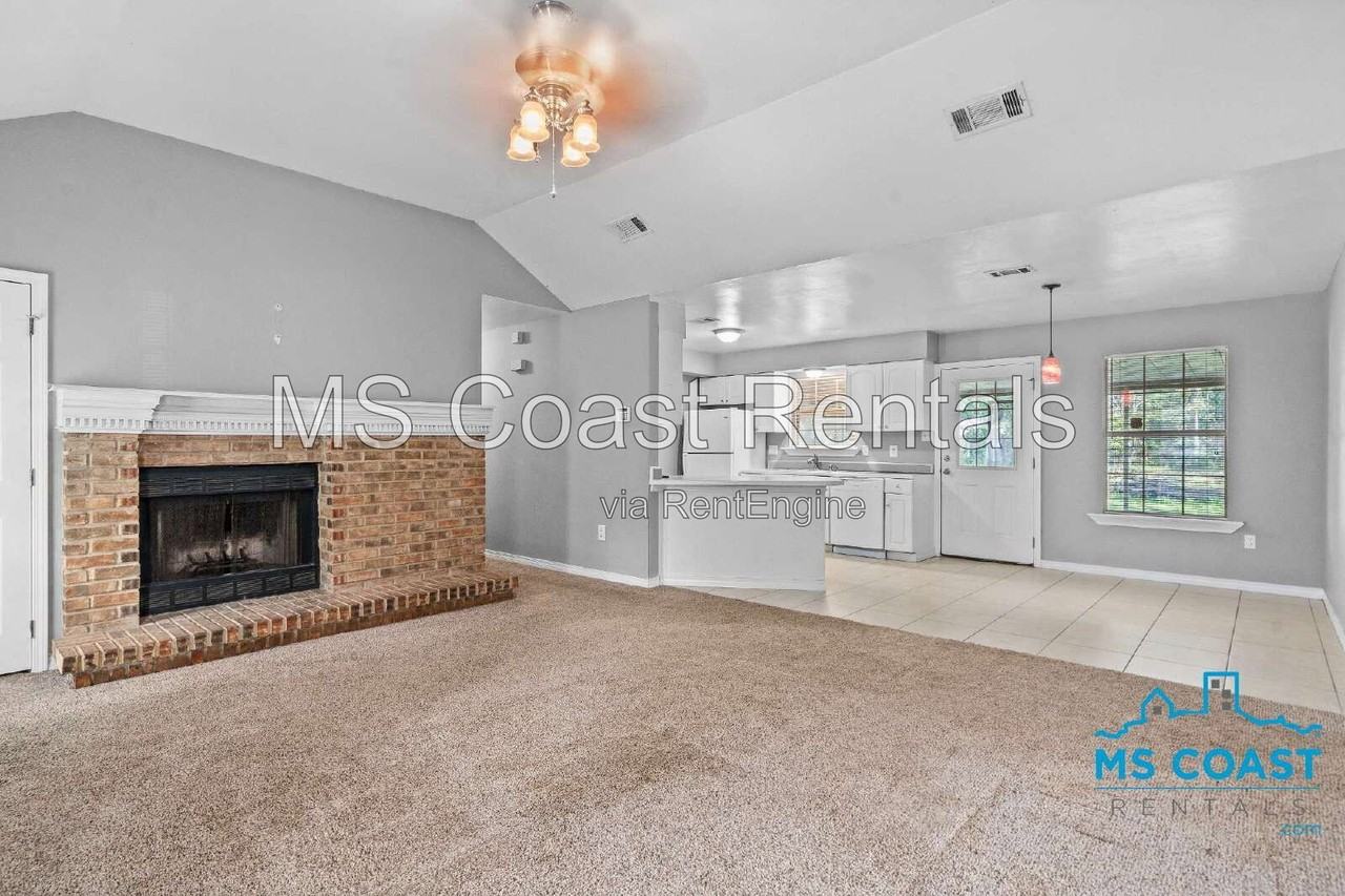 9112 Meadowlark Ave - Photo 5 of 24